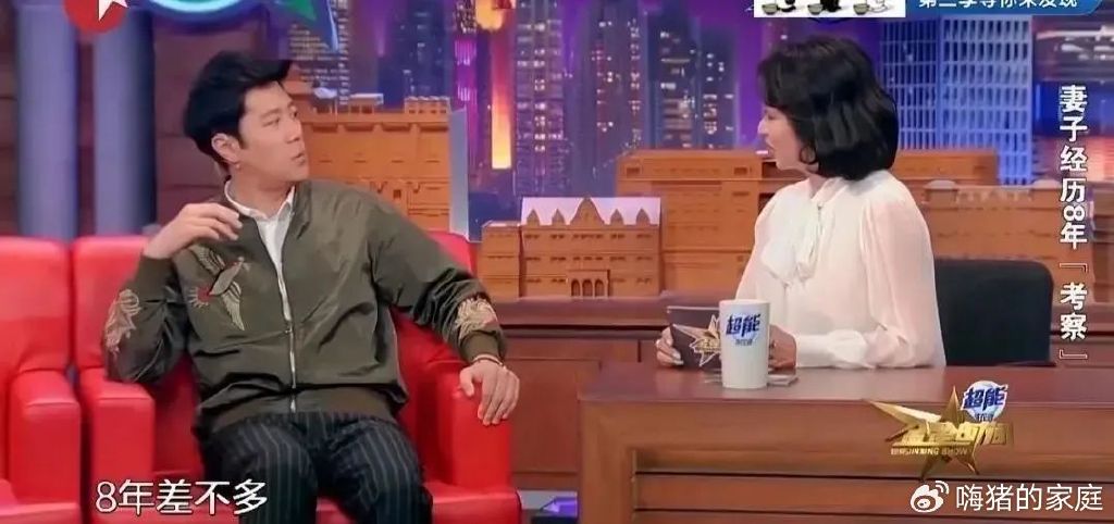 54岁蔡国庆晒两个帅儿子上热搜，父子三人共用一张脸，妻子身家过亿身份成谜