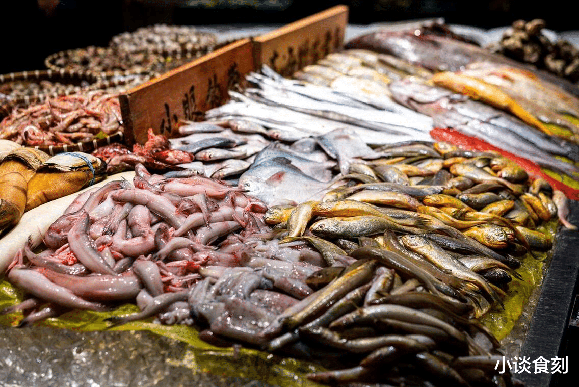 烧饼|未来3个月,内行人提醒:若有条件,家里囤5样东西,花小钱办大事