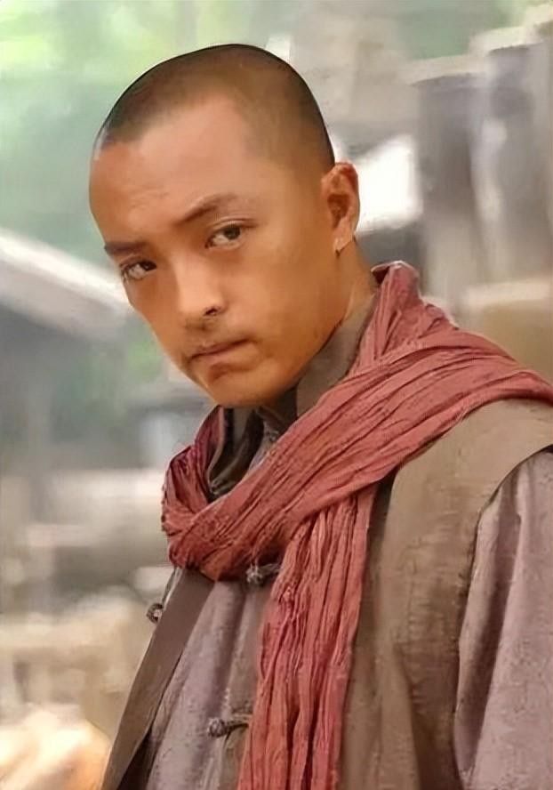 富大龙|富大龙饶敏莉:结婚12年后,仍无房无子女,爱情终究败给了现实!