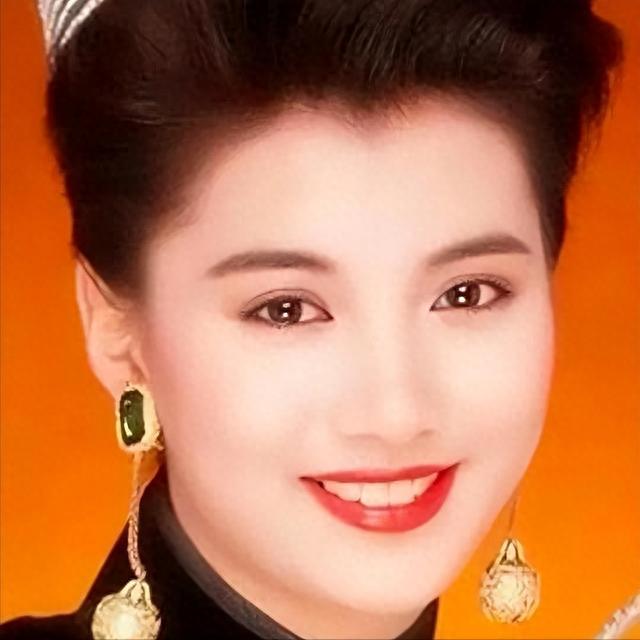 91年罗兆辉花100万港币包养袁咏仪:不就是睡觉吗?和谁睡不是睡