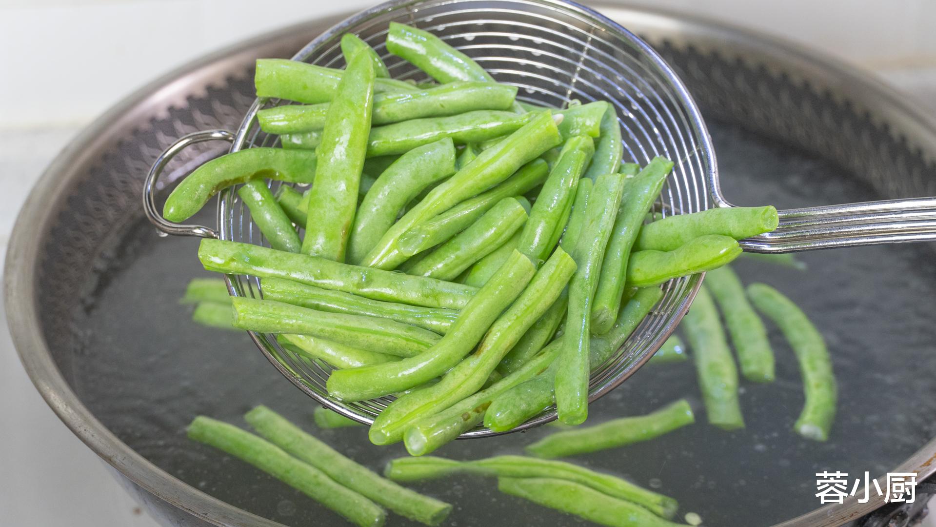 美食教程|“7月不排毒,一年都会堵”,多吃5道天然“排毒菜”,无毒一身轻