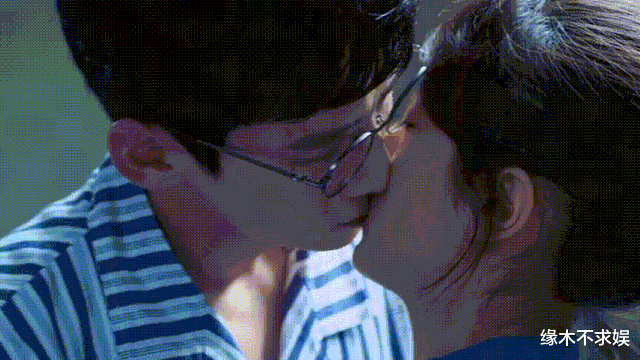 白敬亭宋轶热恋引争议，男方被曝是“海王”，牵涉5位女明星！