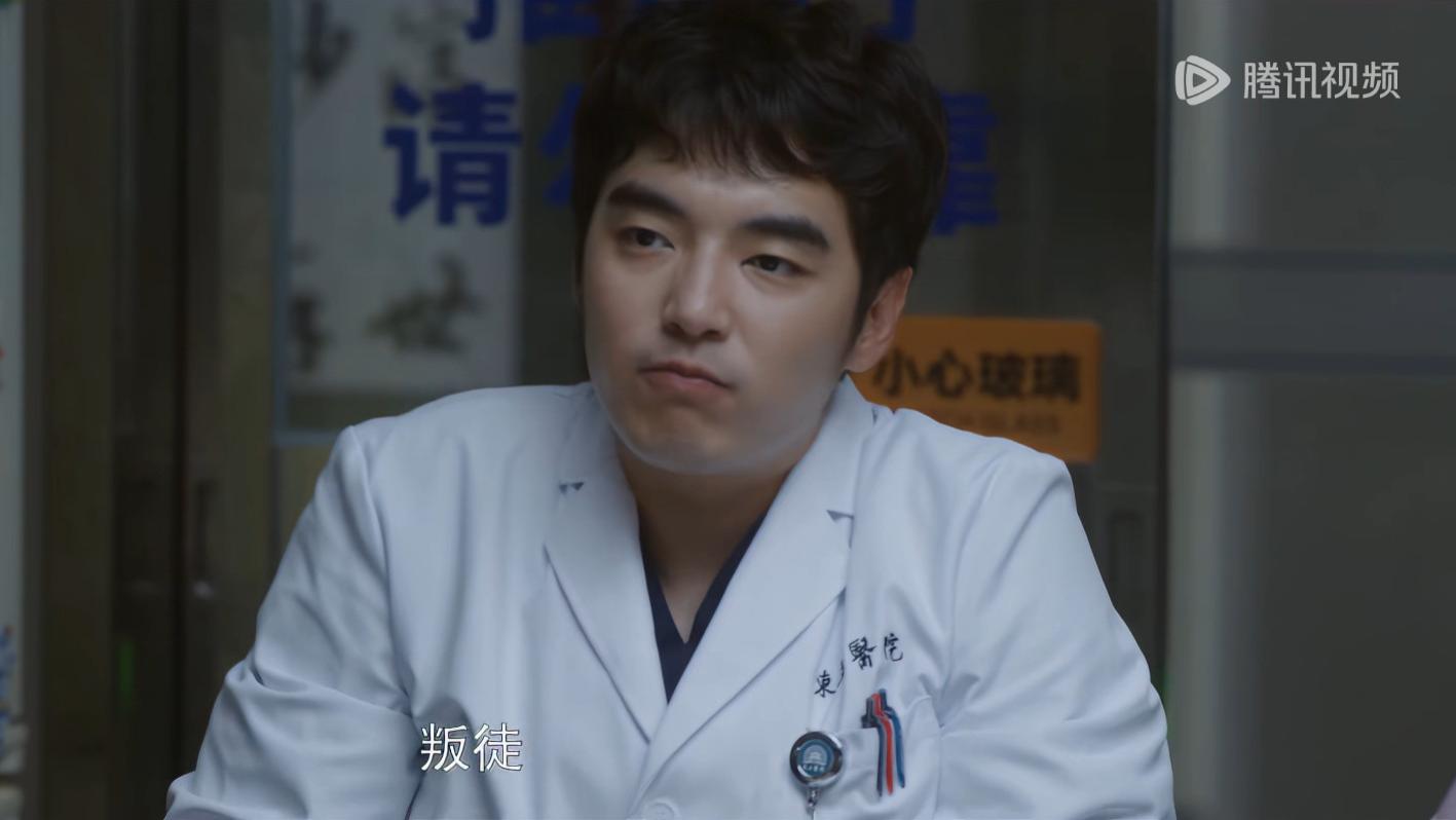 事实证明，36岁的金世佳，已在成为“非著名”演员的路上越走越远