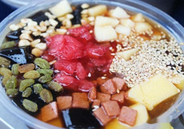 冰粉|中国人“吃到吐”的民间小吃，在国外成奢侈品，还起了个洋名字？