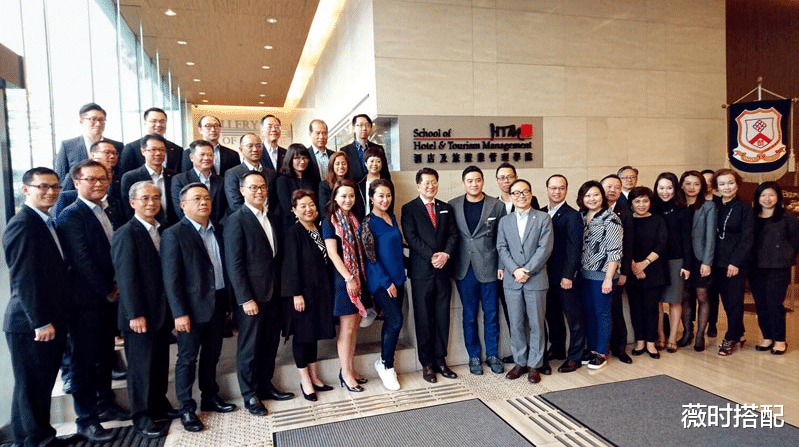 香港百亿名媛爱上穷小子:孩子生了俩,就不结婚!