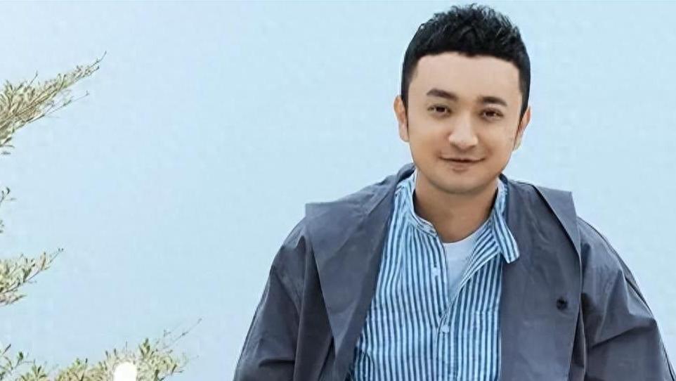 “央视一哥”尼格买提近况曝光满脸胡须，沧桑疲惫，发生了什么