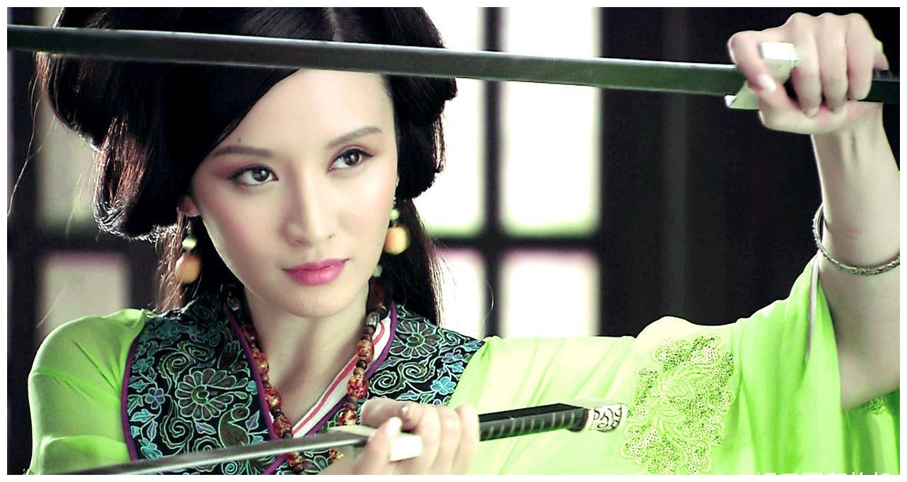 《神话》这部剧不仅把张萌的事业推向了一个高度,还让她觅得了如意