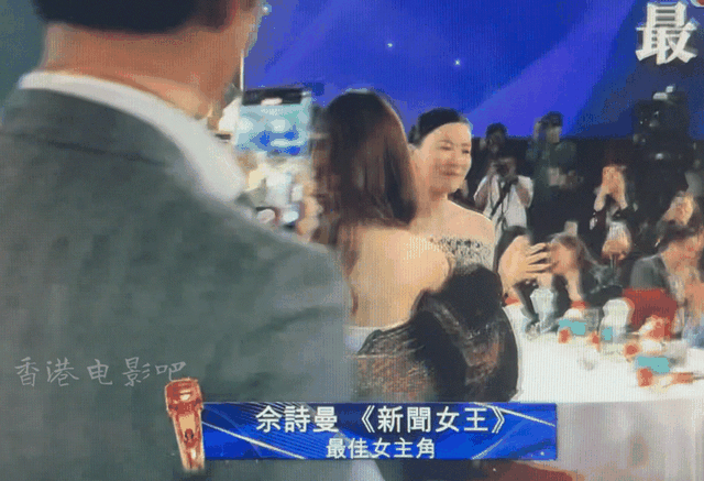 同样被请回来拍剧,为何佘诗曼能大获全胜,钟嘉欣却只得安慰奖?