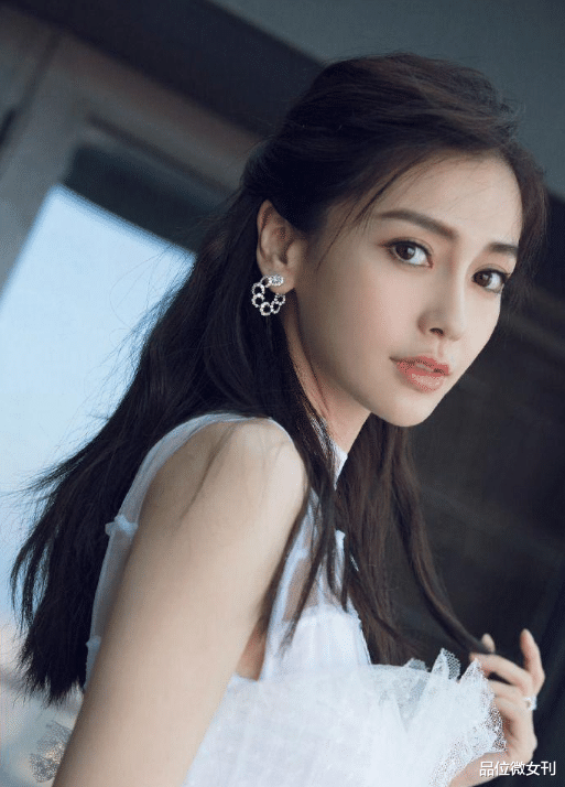 “就连做花瓶,都不敬业”,她真是个被惯坏了的baby!