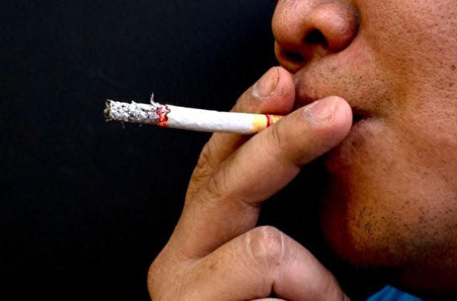 长期吸烟却又坚持喝茶的人，后来都咋样了？医生说出答案