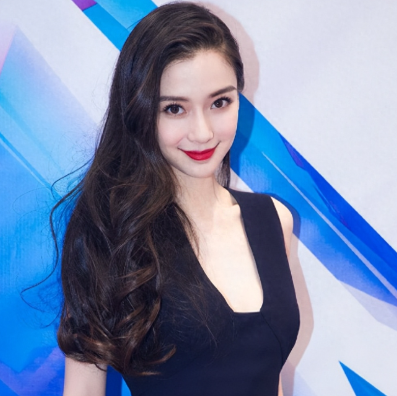 一败涂地!离婚被套走25亿的黄晓明, “遮羞布”让杨颖彻底揭开