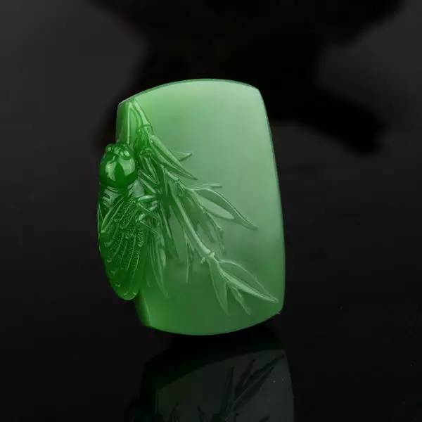 三大美玉典范:碧玉、墨玉、黄玉