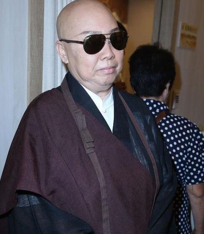 台湾“花尼姑”评价林志玲,以前是两颗樱桃,现在变成两粒黑枣