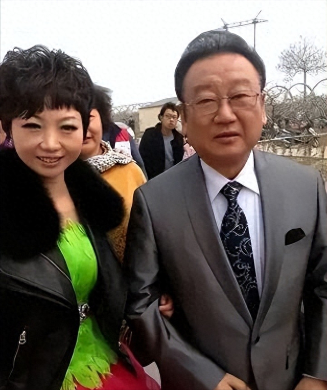 蒋大为:我老婆跟女儿是加拿大国籍,但我的加拿大绿卡早就过期了