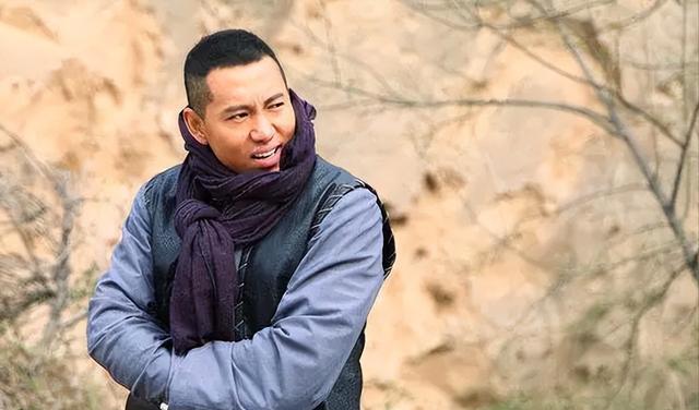 “八竿子打不着”的两人，竟然是夫妻？这4对冷门夫妻太让人意外