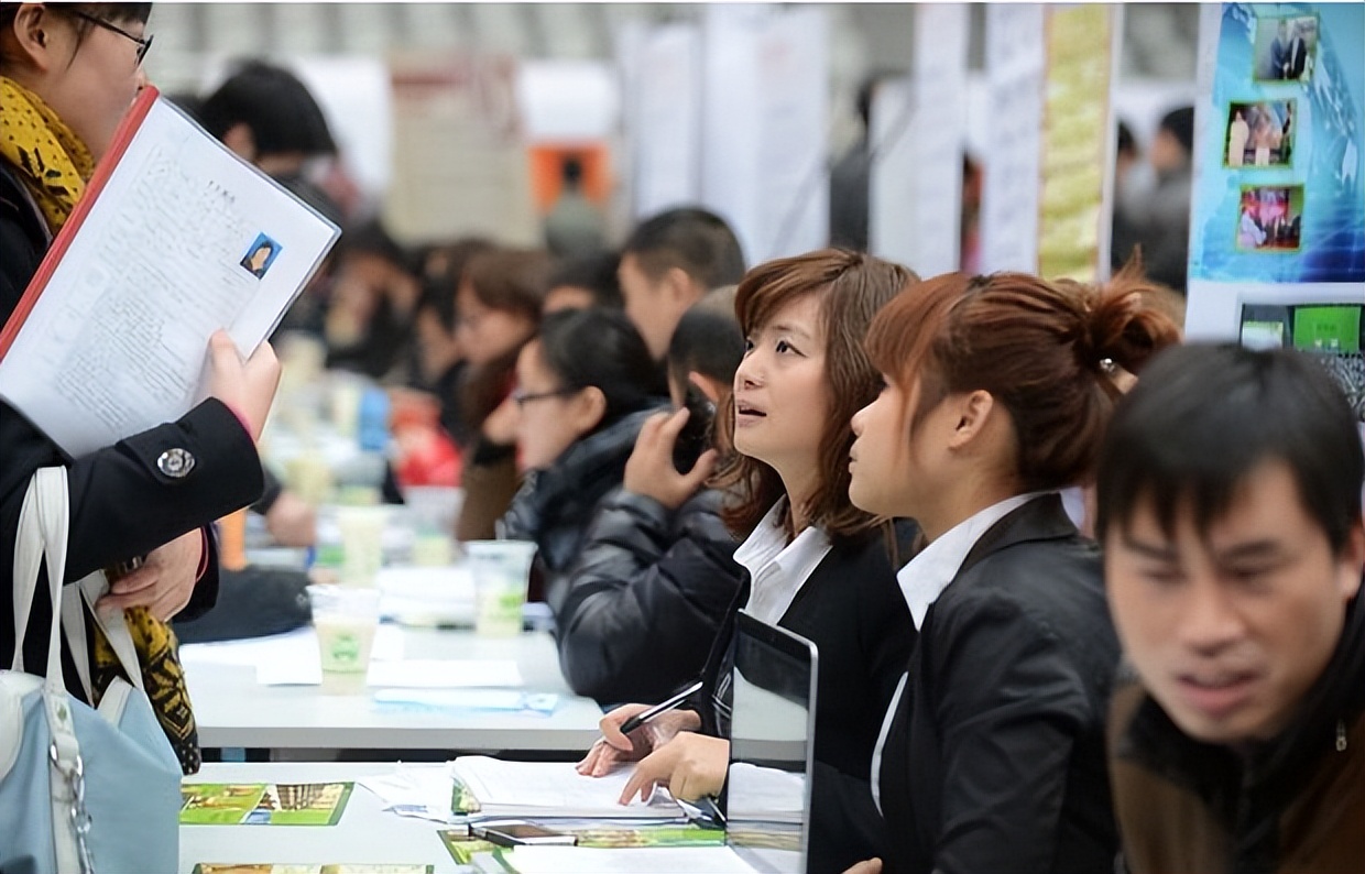 大学|铁饭碗被打破了,3大岗位被移出“编制”,老师也没能逃过一劫?