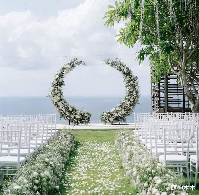 潘玮柏宣云补办婚礼！为保密提前清场影响素人，网友怒斥滥用特权