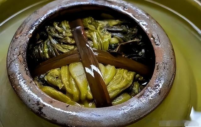 腌菜|每株都含有剧毒，农村30年前却常用来做腌菜，为何如今消失不见？