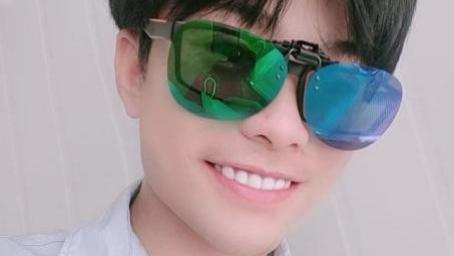 街头摆摊卖糯米饭，日赚500元，90后小伙：创业不易，认准就要坚持