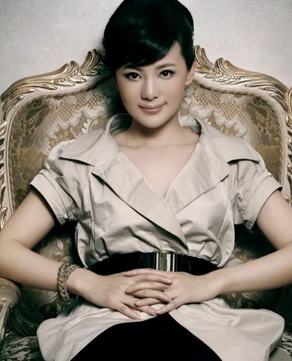 光听字音知美貌,这5位女星的名字,富含韵律与气质