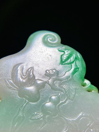 |清中期 老坑飘绿翡翠 子孙万代 多子多福 葫芦牌