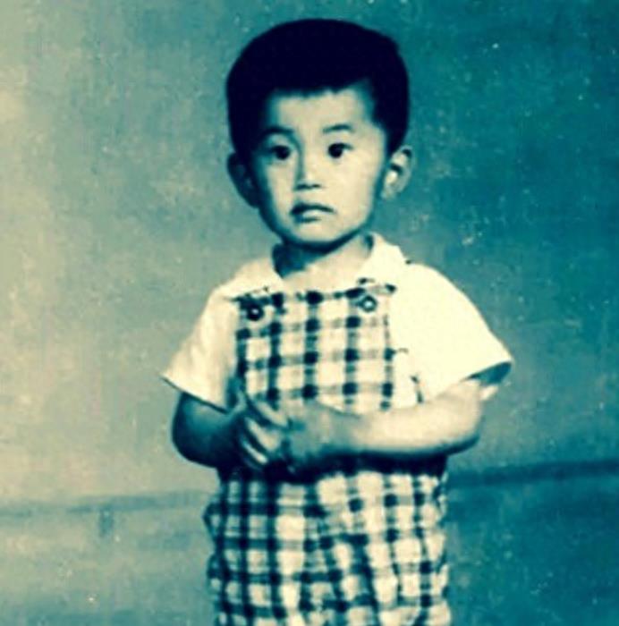 他连登8次春晚，曾红过四大天王，却因“作死”入狱，今54岁太凄惨