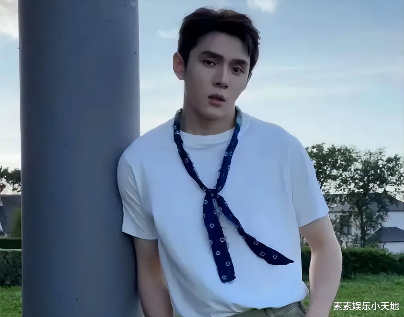 李佳琦变了吗?当你能年赚数千万的时候你也会变