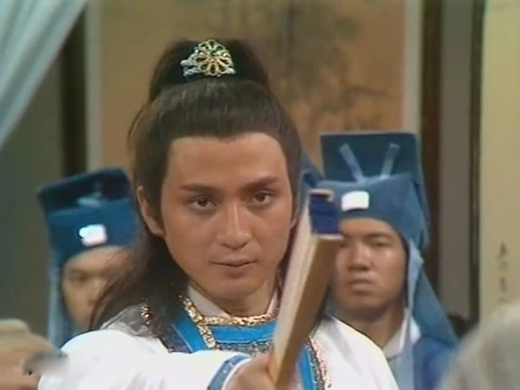 又一版《神雕侠侣》来了！郭芙成了黄蓉，杨康变郭靖，小龙女很美