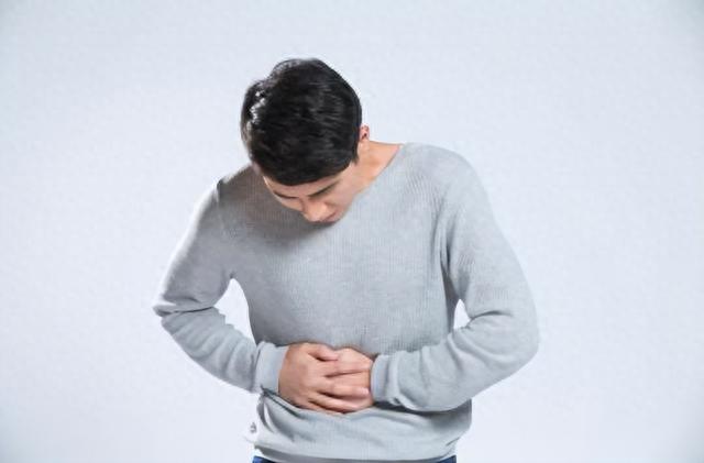 胃里藏着幽门螺杆菌，一般会有4个表现，不妨对照一下