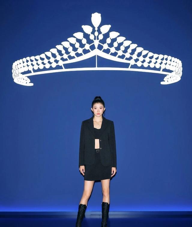 吴艳妮失宠了？最新商业活动曝光，为高端品牌站台，气场直逼一线