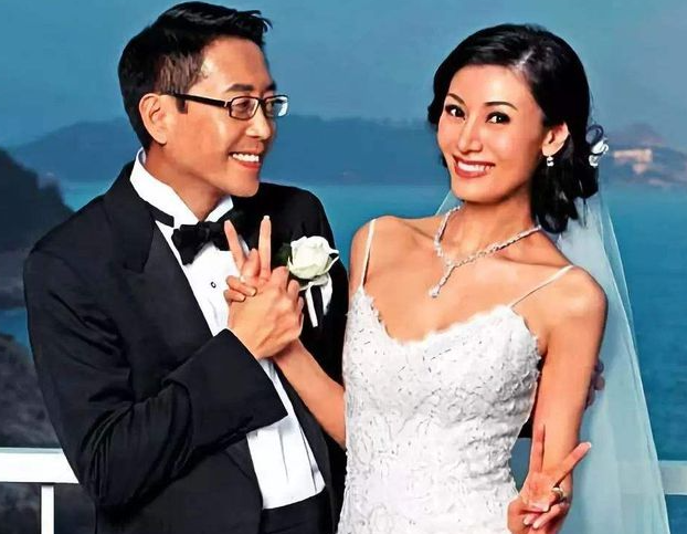 许晋亨病情加重,420亿财产或将重分,李嘉欣一分未得原因被曝 - 娱乐