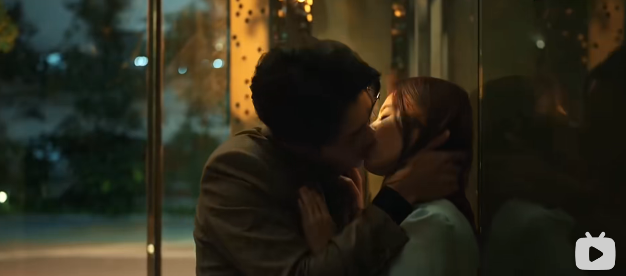 《玫瑰故事》口碑爆棚,打了多少“都市剧”的脸,央视又赌对了