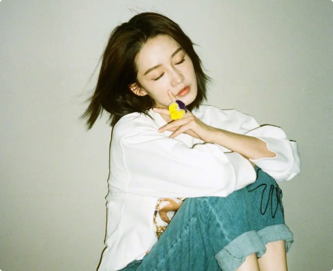 梦中的那片海|梦中的那片海：一脸苦相却要演“第一美女”，谁的审美出了问题？