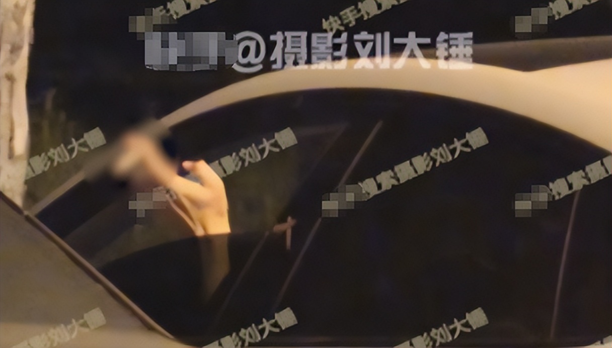 大瓜!曝何九华背着女友约辣妹车内索吻谈合作,事后又回王鸥香闺