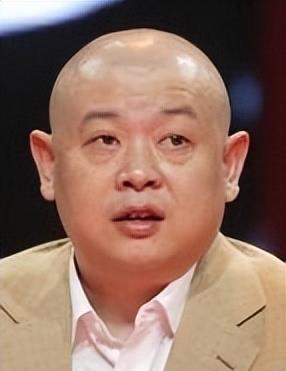 冯小刚主持葬礼，张国立痛念悼词，他的逝世，让半个娱乐圈都在哭泣