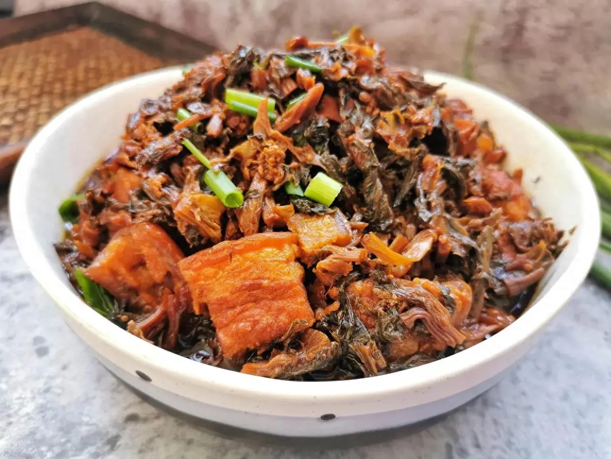 |除夕年夜饭:老话“4菜不上桌,福气不进门”的智慧与现代解读