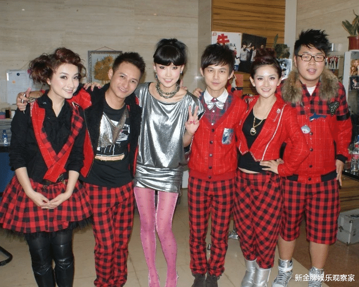 何炅谢娜你好星期六合体,默契十足爷青回,遗憾海涛维嘉吴昕没在