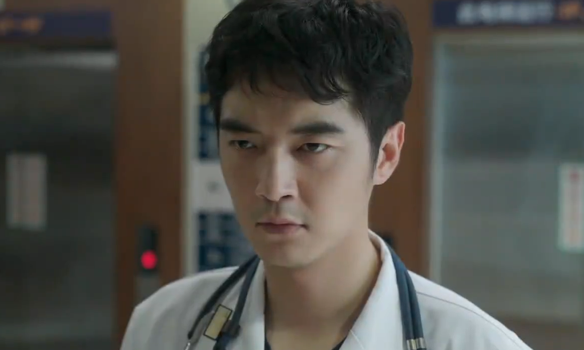 《好事成双》口碑翻车,谁接档?央视终于上“硬菜”,熬夜也要追