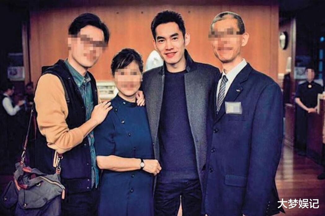 欧阳妮妮与张书豪爆结婚!双方家长见面,稳交4年明年春天嫁人