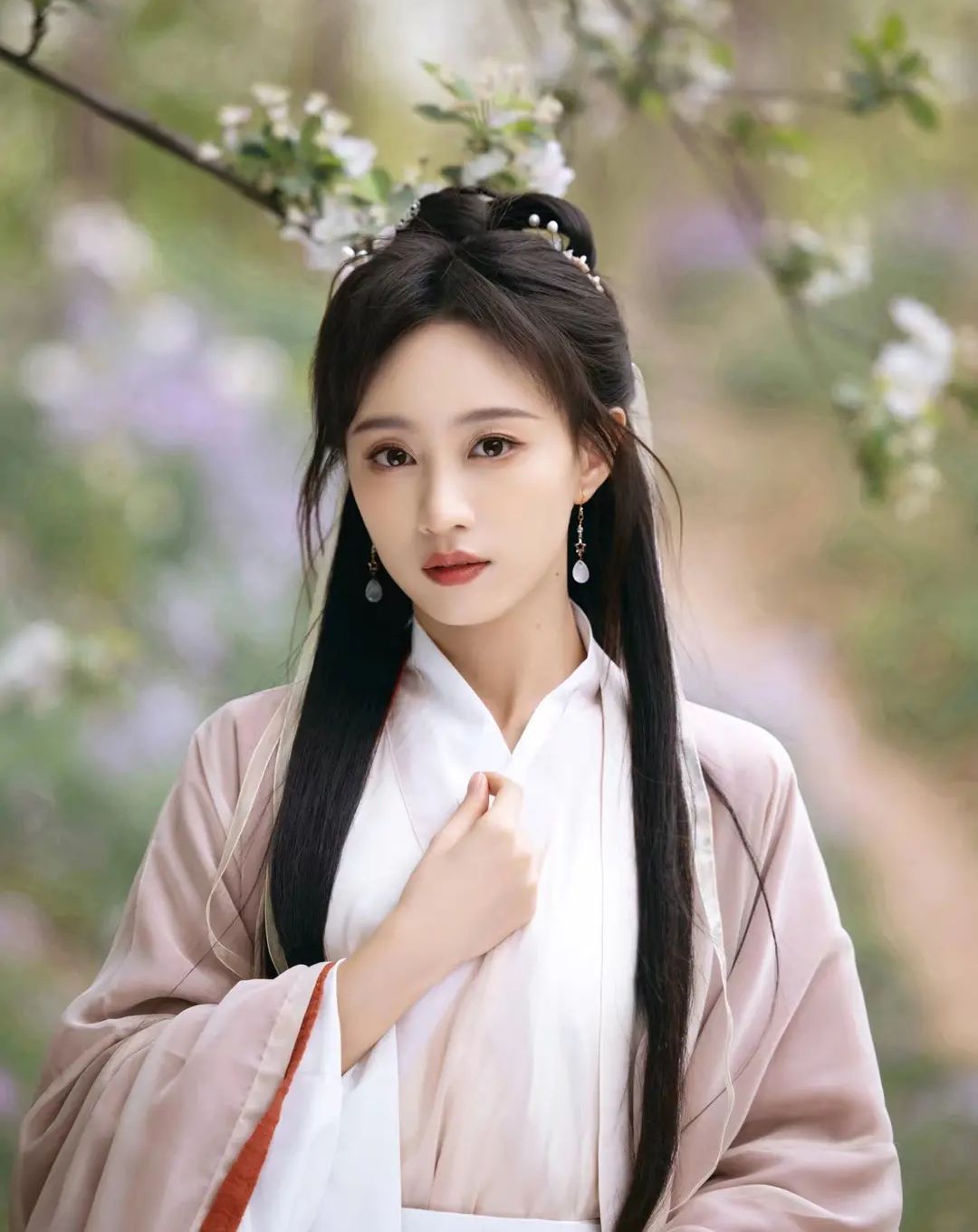 黄婷婷|黄婷婷被法院强制执行，出道10年仅查出9万元财产