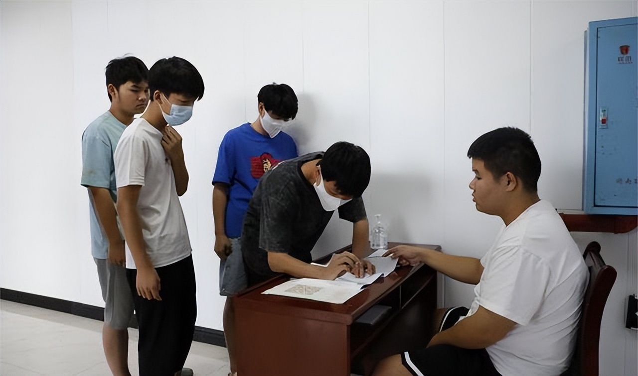 台湾|c9硕士双非读博，“反向升学”后被大厂拒之门外，结局还算暖心