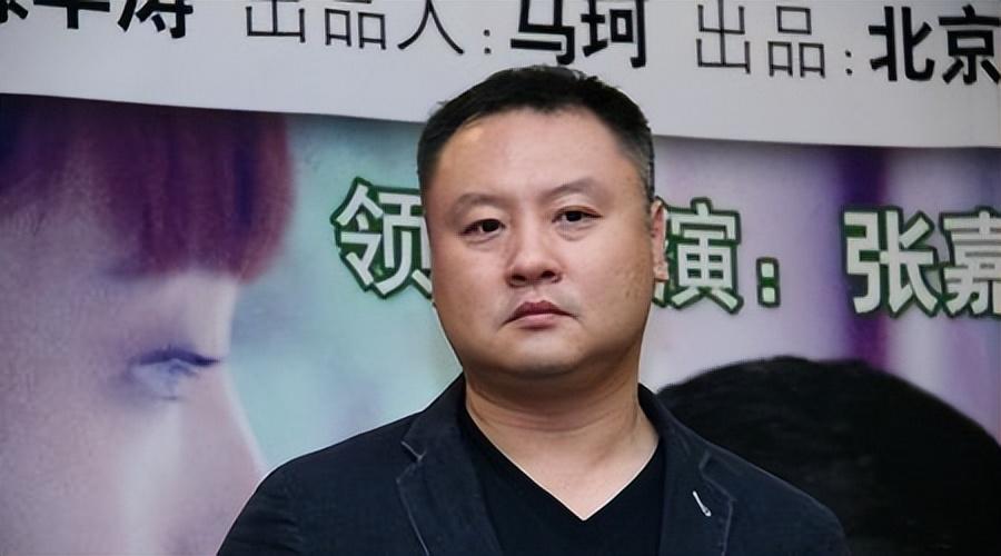 |被爆“开放式关系”后,高圆圆的现状,终于露出了“冰山一角”