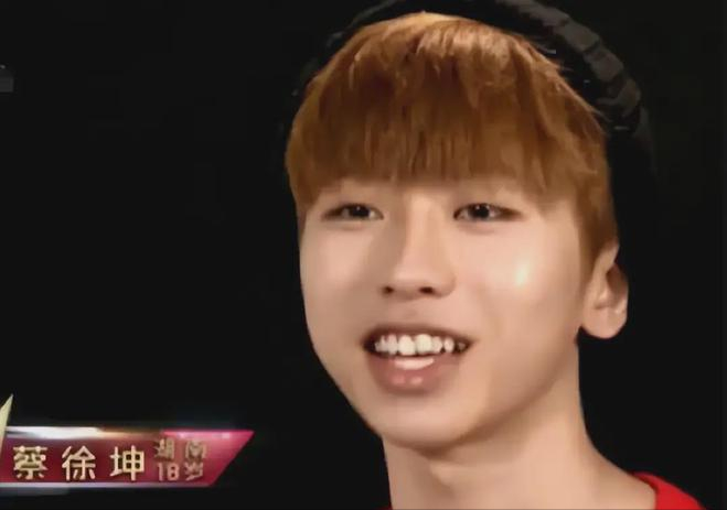 整容|明星的“倔强”叫没整容,微调我忍了,这9位方脸变小V脸真忍不了