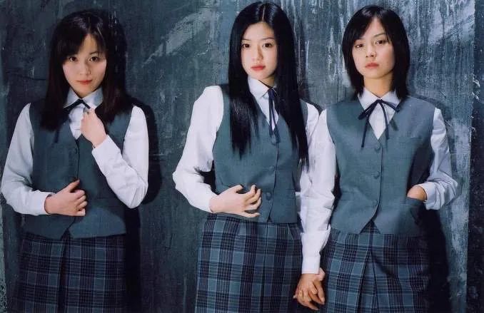 她到底为什么不满意自己这张与全智贤齐名的脸？硬是换到认不出…