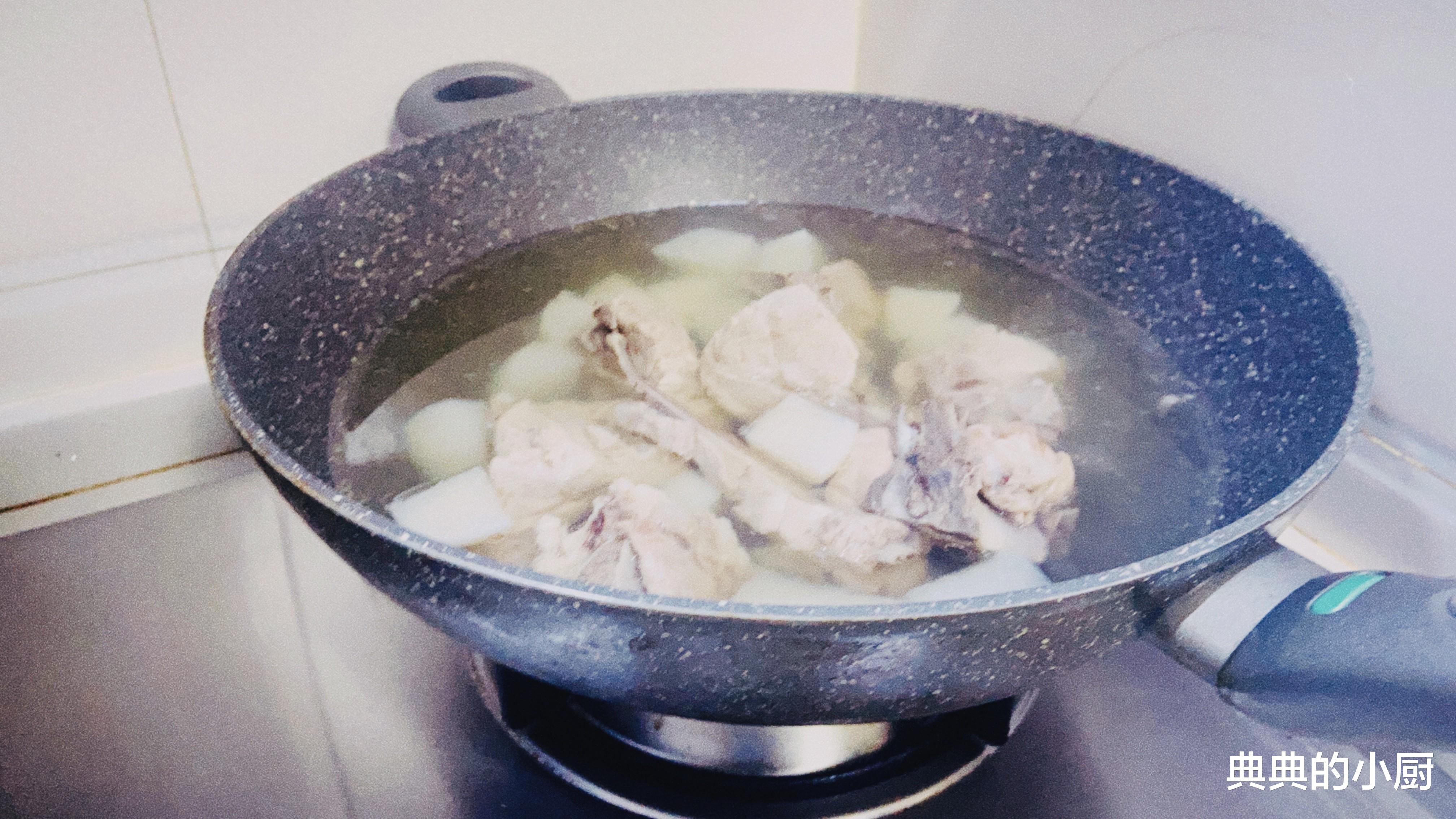 排骨|都说冬吃萝卜夏吃姜，果然一到冬天，萝卜就被钟爱起来