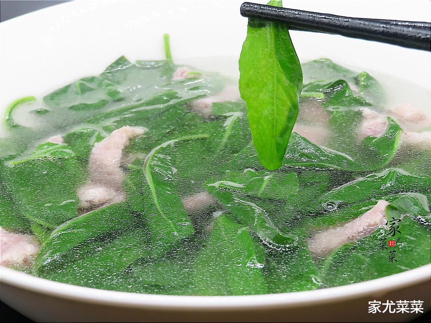 “夏天常喝此汤,不劳医生帮”,两天煲一次,解暑消热,睡得香