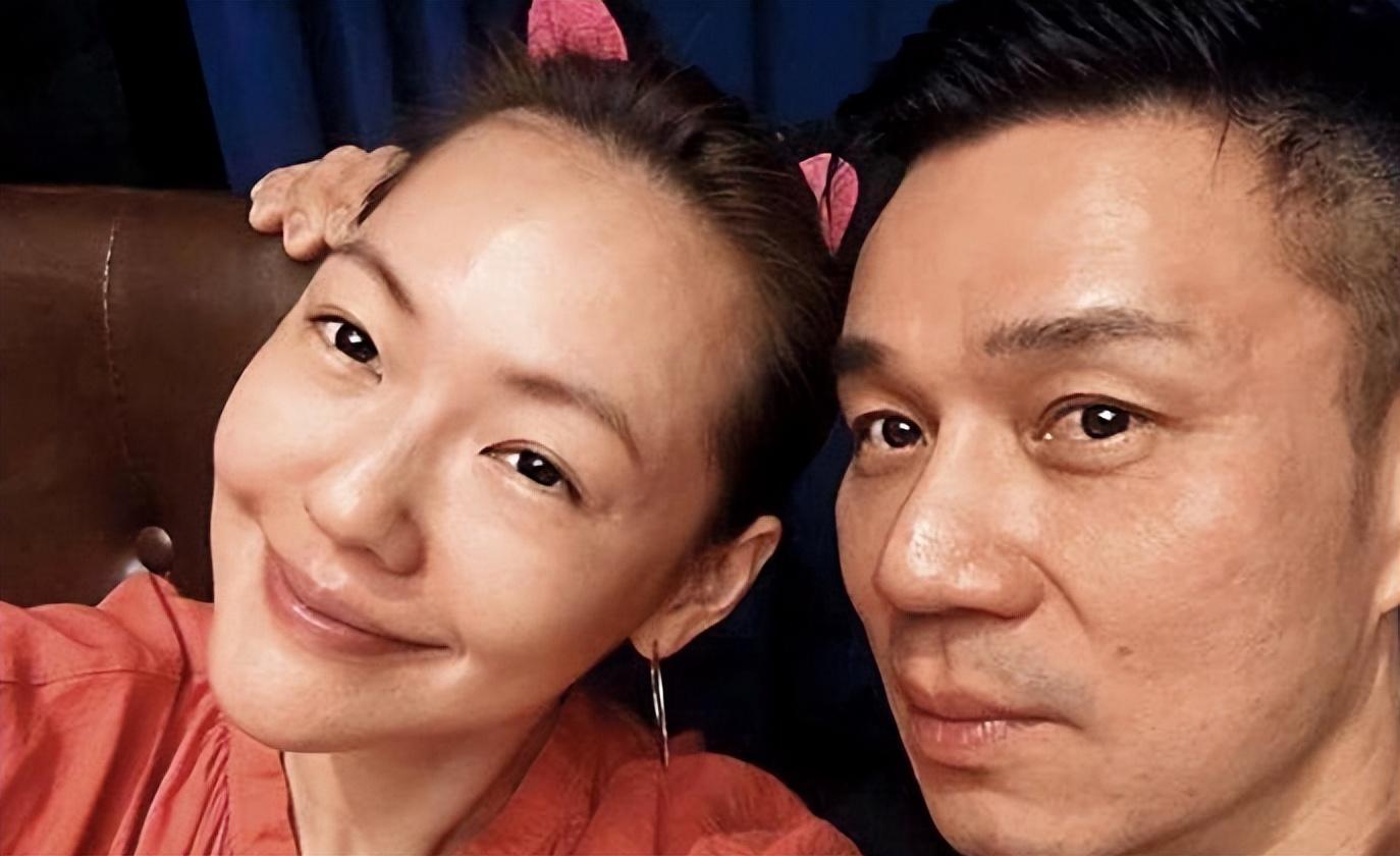 曝小S被捕证据,晒8分钟视频,被许雅钧赶出门或离,钱娃全空