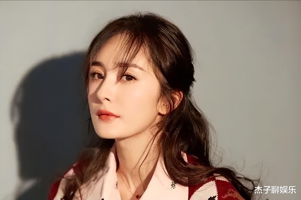 杨幂|杨幂剧组的冷漠无情,让我看到了“上流社会”的“高人一等”