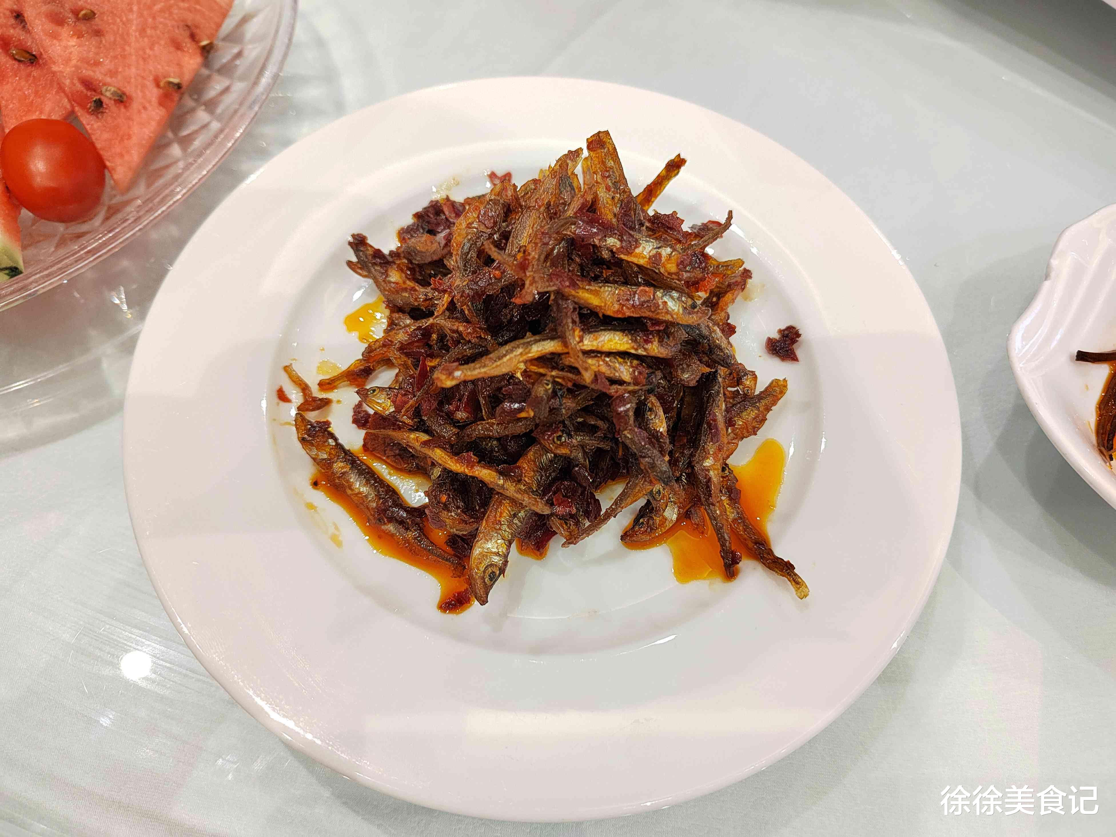 凉菜|领导家办满月酒，北方小伙豪气随礼600，上桌后傻眼了：这咋吃？