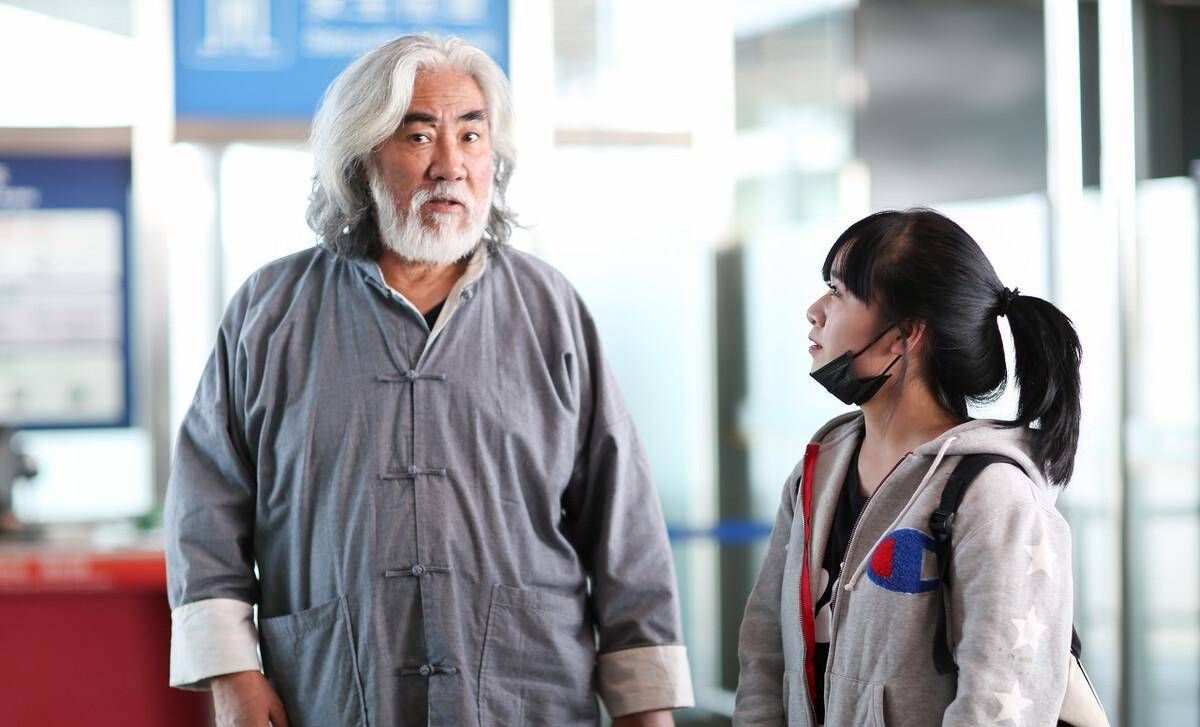 张纪中|71岁张纪中打“续命针”，一针价格19万：只想陪小31岁娇妻更久些